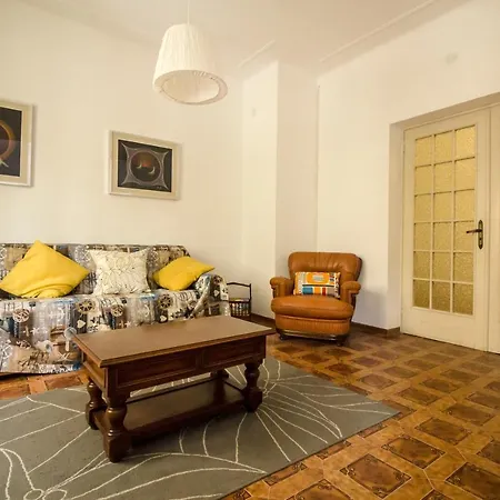 Adiacente A Nobel E Ormond, A Lejlighed Sanremo