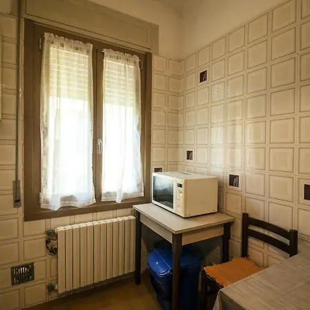 Adiacente A Nobel E Ormond, A